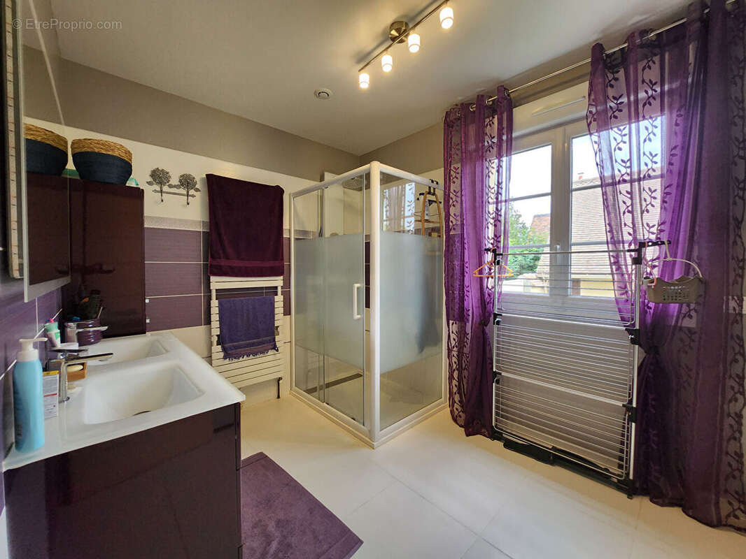 Maison à AMBLAINVILLE