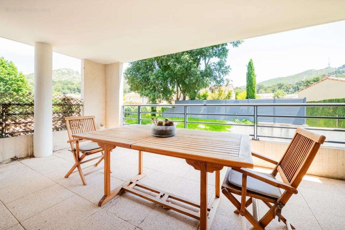 Appartement à MARSEILLE-9E