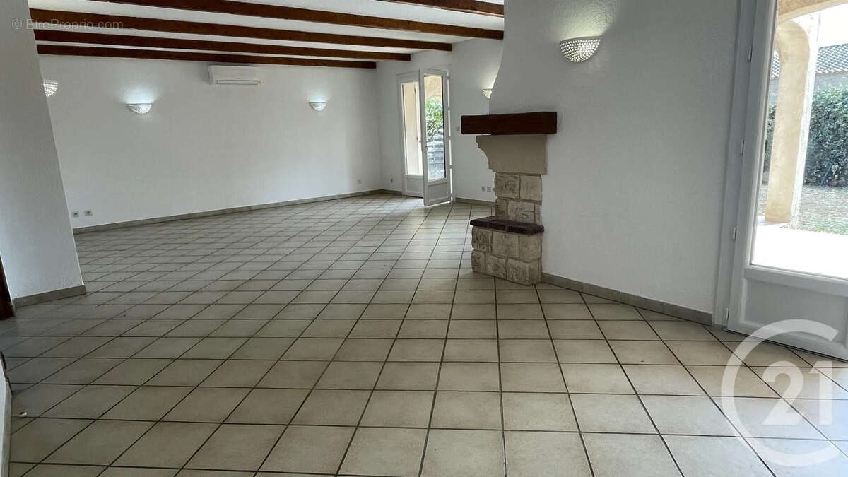 Maison 155 m² à Sanary-Sur-Mer  - photo 3