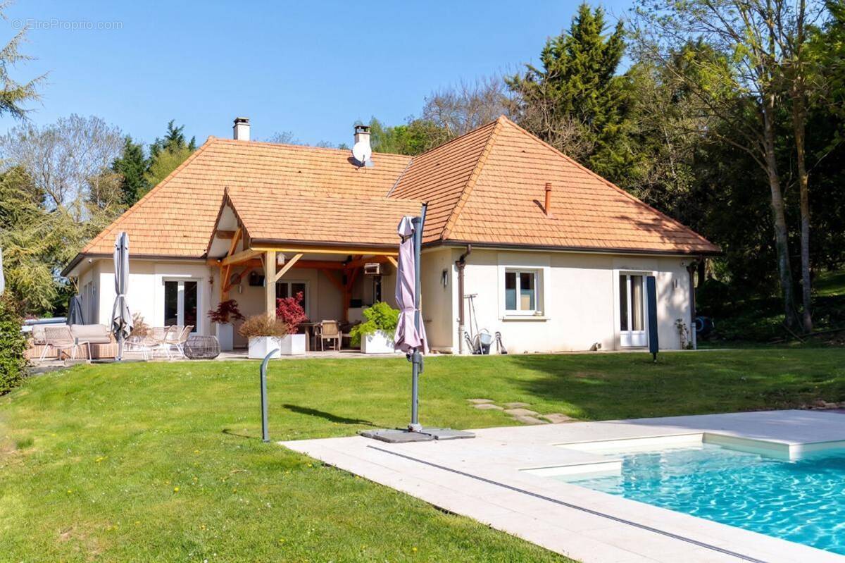 Maison à JAMBVILLE