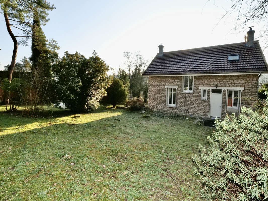 Maison à SOUPPES-SUR-LOING