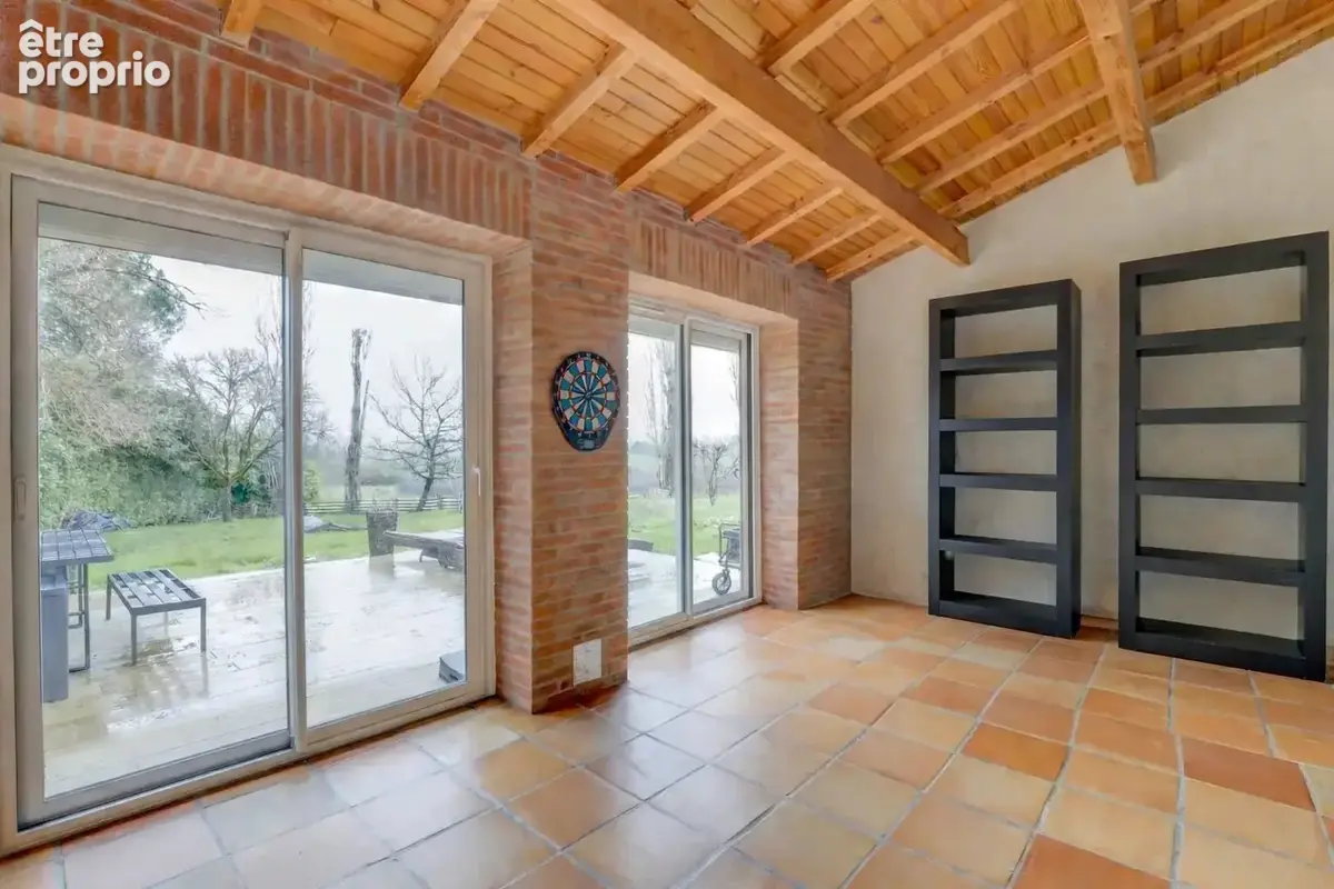 Lauragaise de 260 m2 sur 2500 m2 de parcelle - photo 11