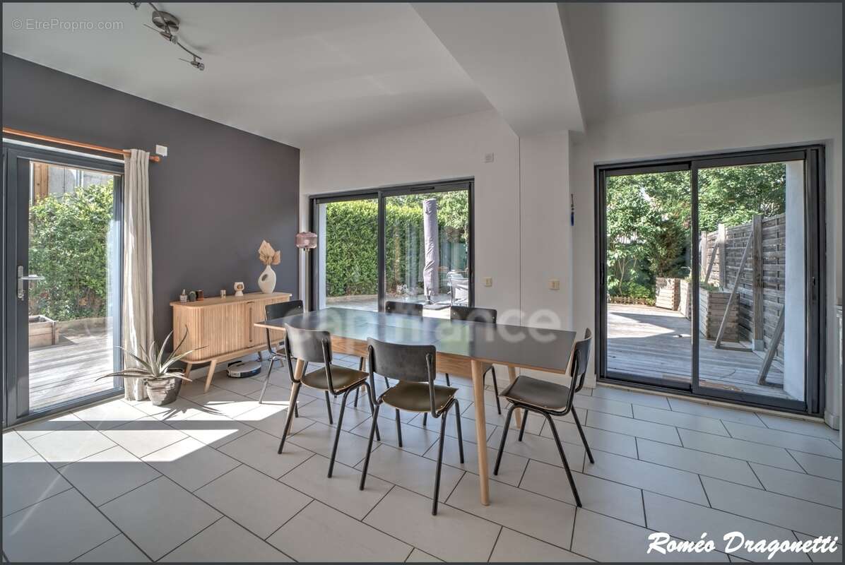 Dpt Ain (01), à vendre PREVESSIN MOENS appartement T4 de 153,89 m² - photo 7
