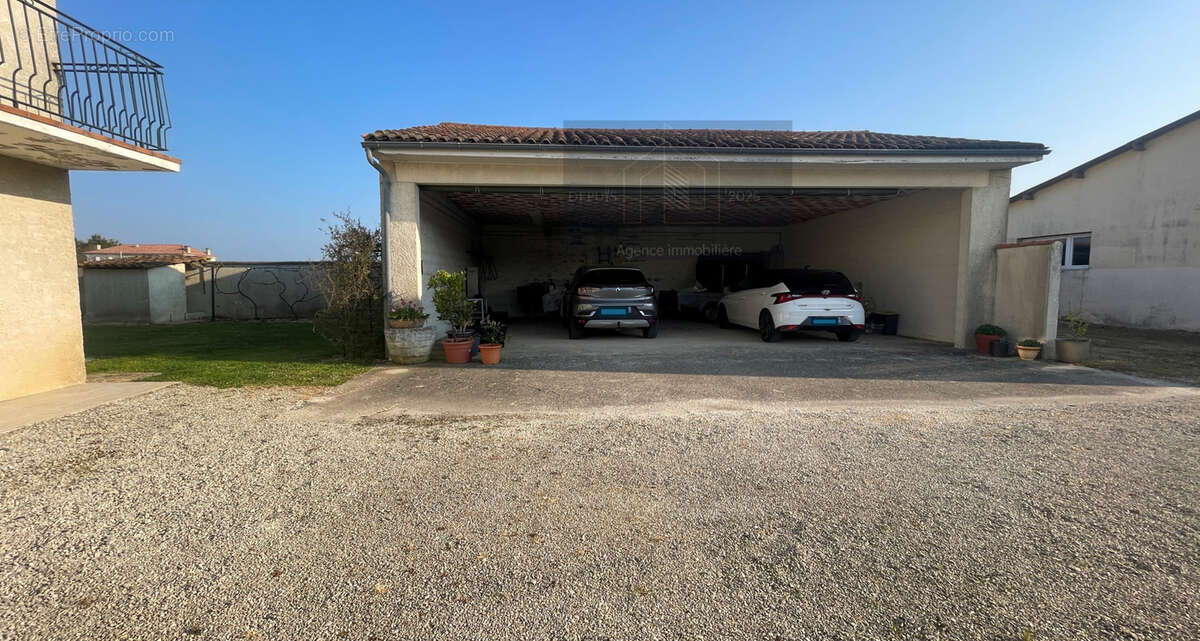 Maison à PAILLE