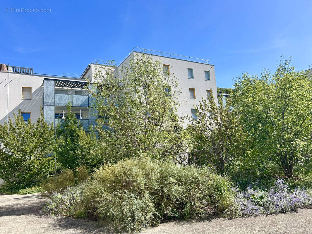 Appartement à LYON-8E