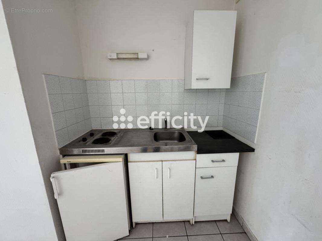 Appartement à FAMARS
