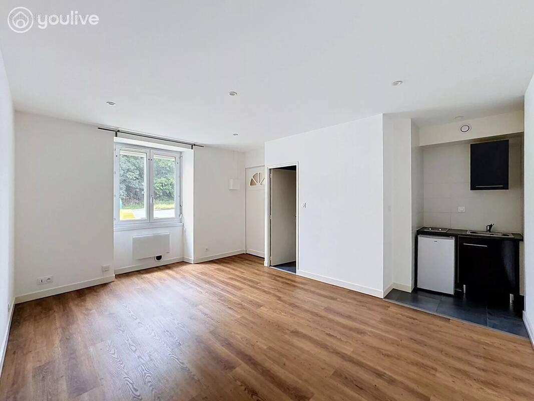 Appartement à BOHARS