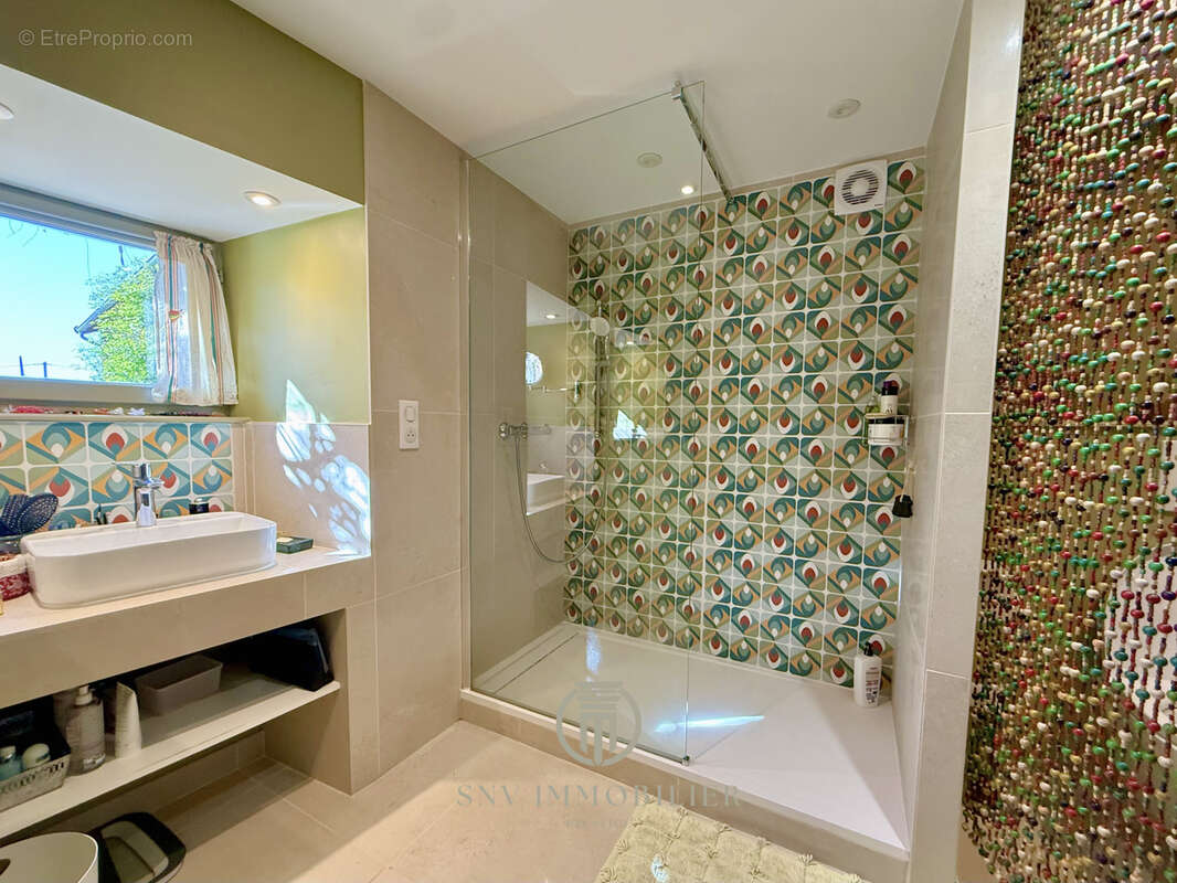 Maison à SAINT-JEAN-SAINT-MAURICE-SUR-LOIRE