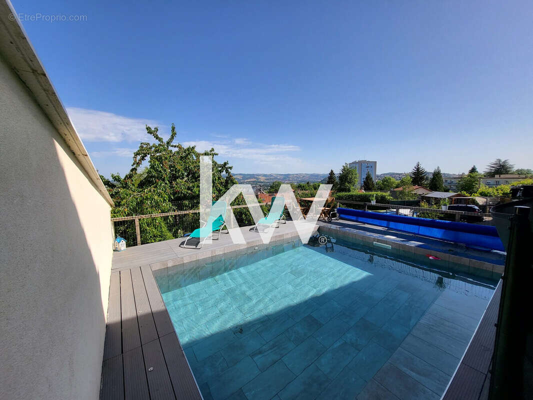 Maison à SAINT-ETIENNE