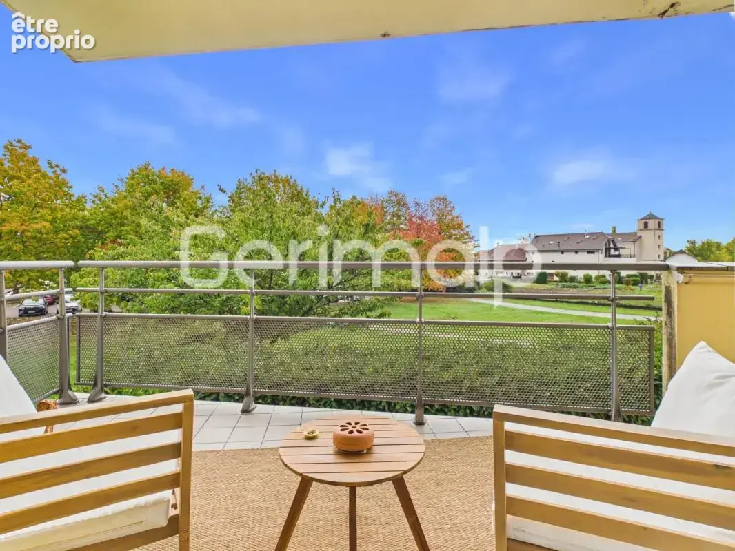 Vente - Appartement - 3 pièces + cuisine - 61 m² - 338 000 € - - photo 1