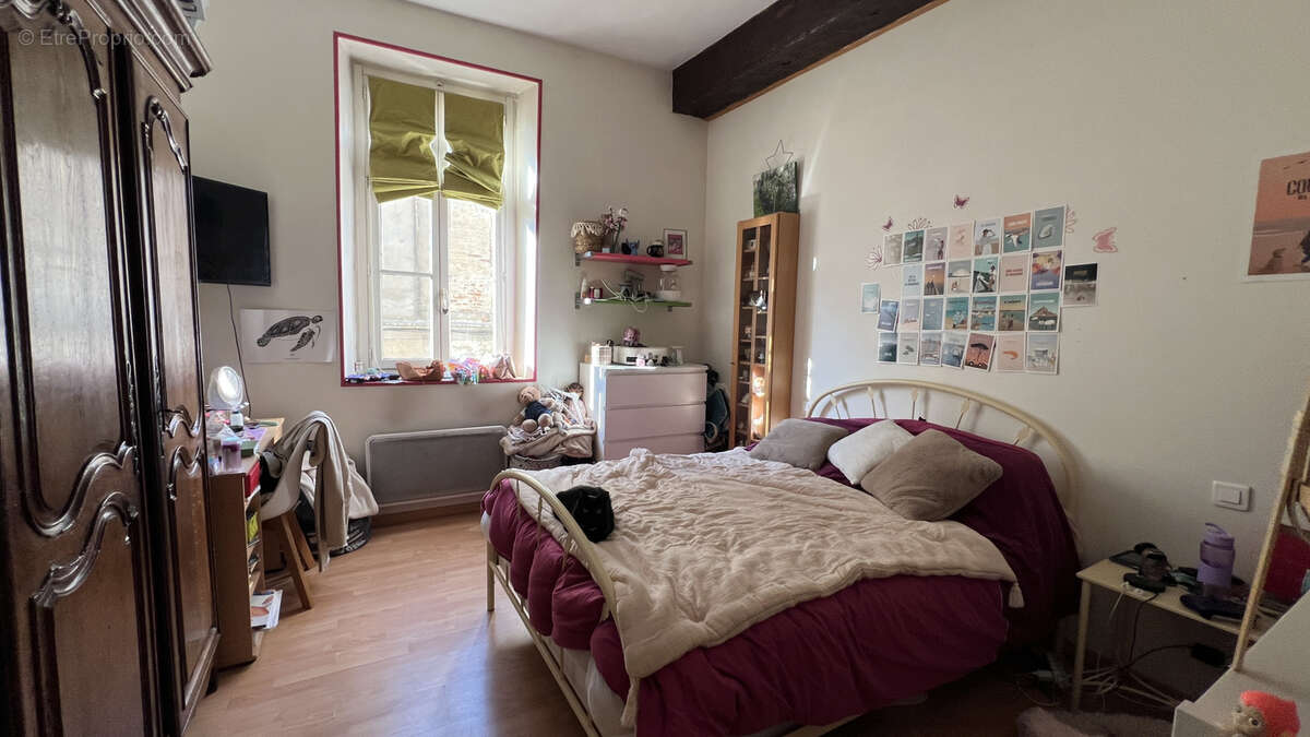 Commerce à MONTFORT-L&#039;AMAURY