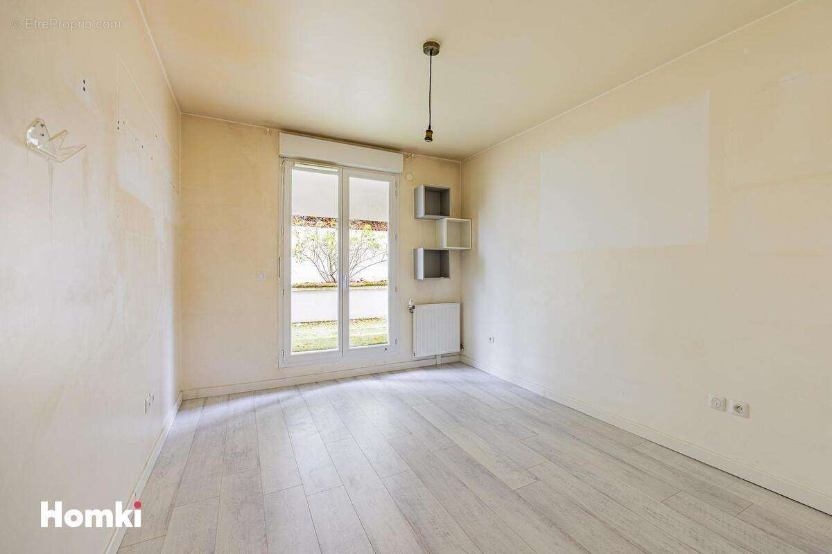 Appartement à NANTERRE