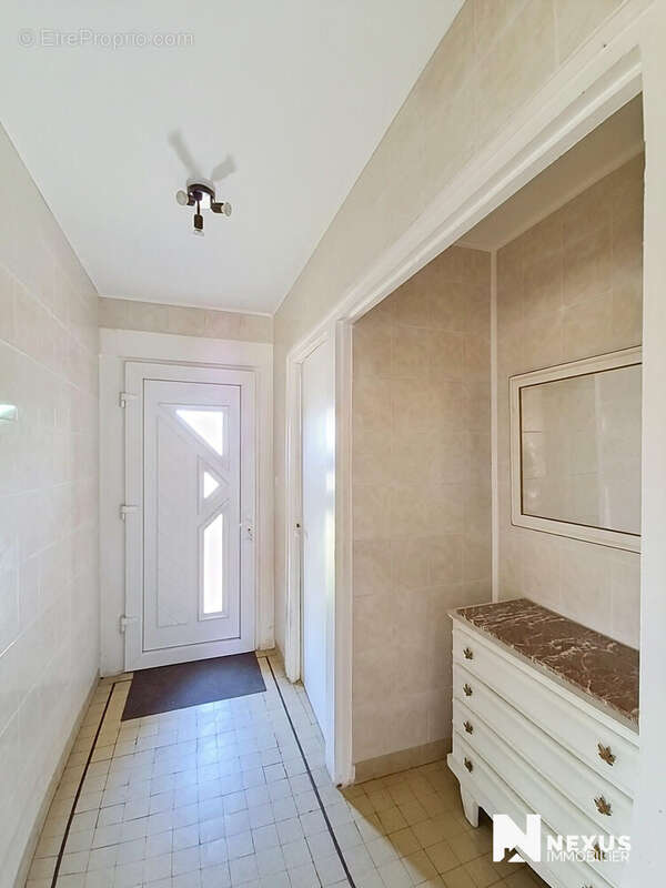 Maison 100 m² à Caudebec-Les-Elbeuf  - photo 3
