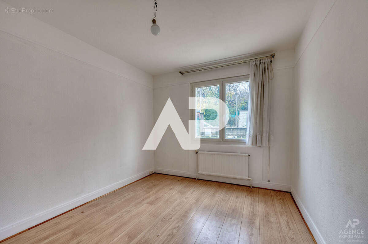 Maison à RUEIL-MALMAISON