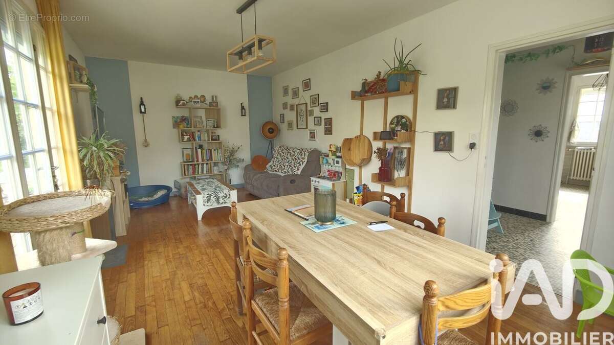 Maison 130 m² à Vitre  - photo 6