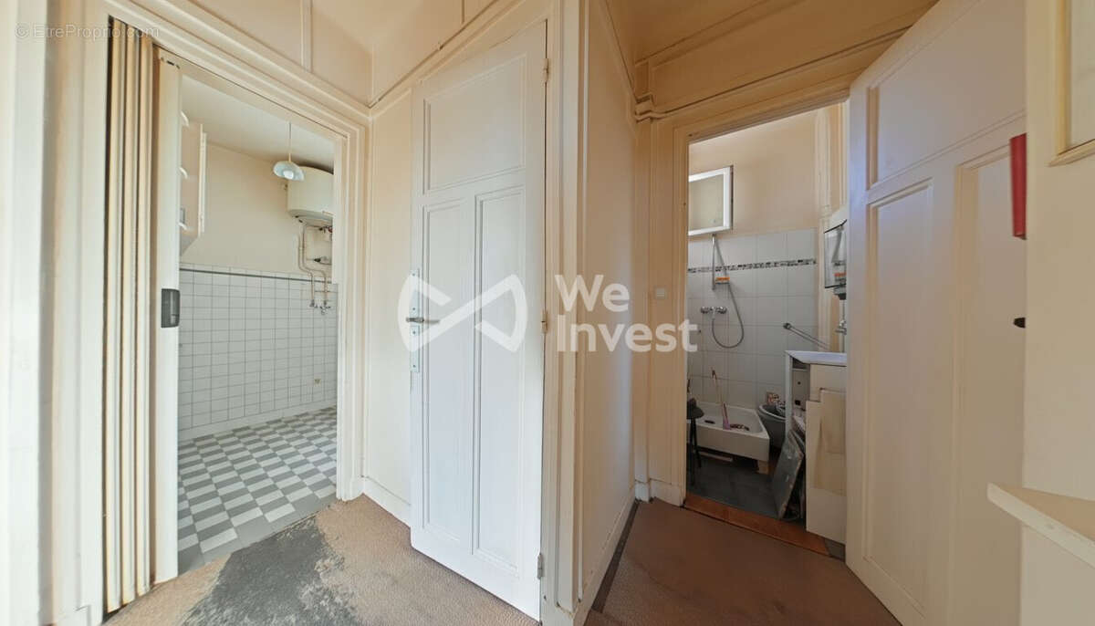 Vue de l'entrée - Appartement à COLOMBES