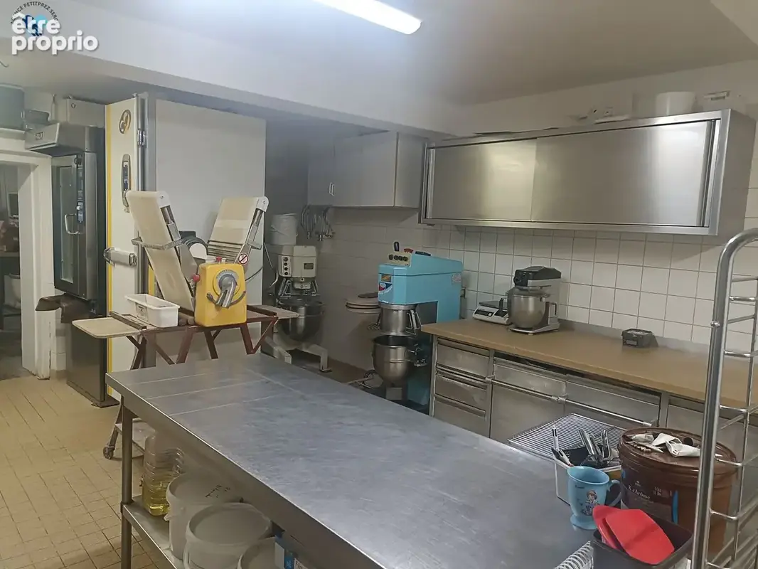 Commerce 380 m² à vendre à Campagne-D'armagnac (32800) - photo 8