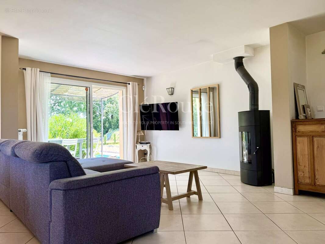 À quelques minutes de Pineuilh – Belle maison contemporaine avec piscine - photo 5