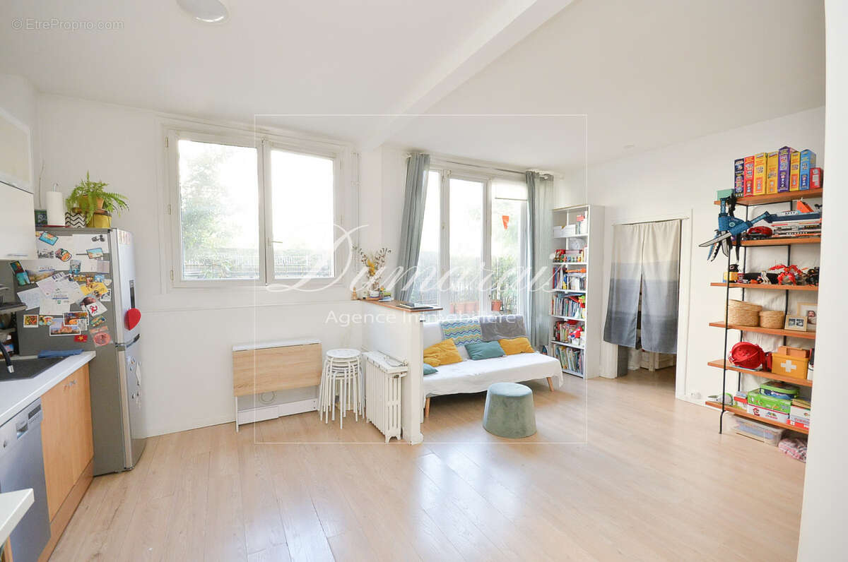 Appartement à PARIS-15E