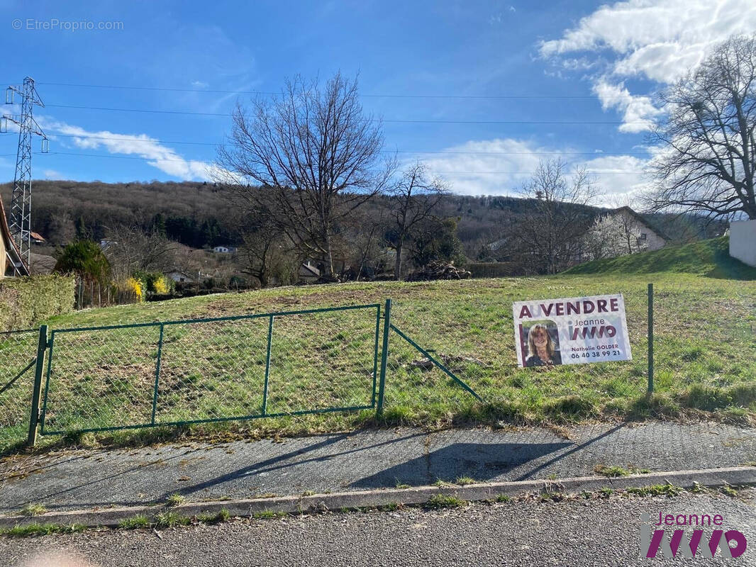 Terrain à EVETTE-SALBERT