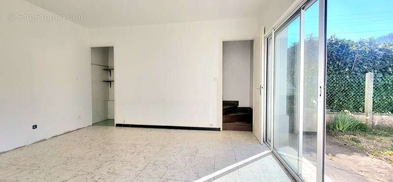 Maison à NOTRE-DAME-DE-BONDEVILLE