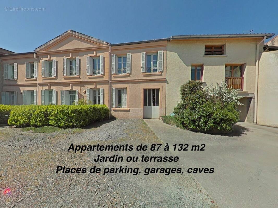 Appartement à SAINT-JUST-SAINT-RAMBERT