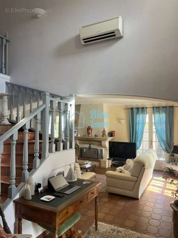 Milhaud villa t4 112m² / 574 m² de terrain avec piscine - photo 7