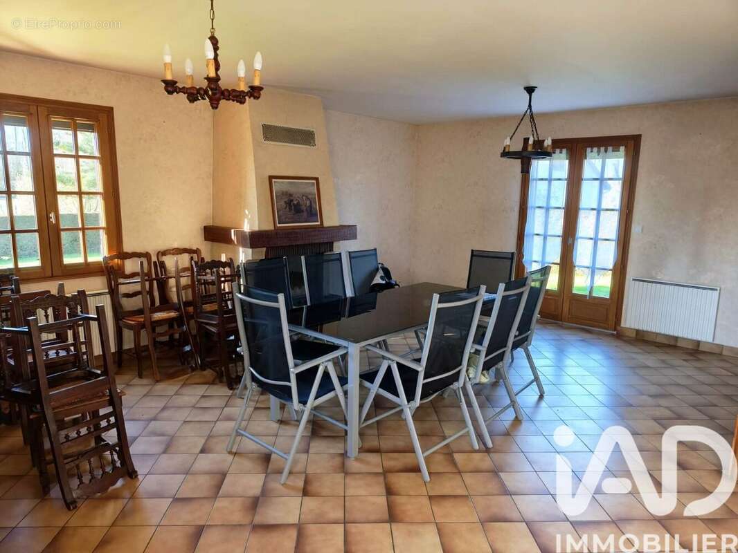 Photo 8 - Maison à SAINT-GEORGES-DU-VIEVRE