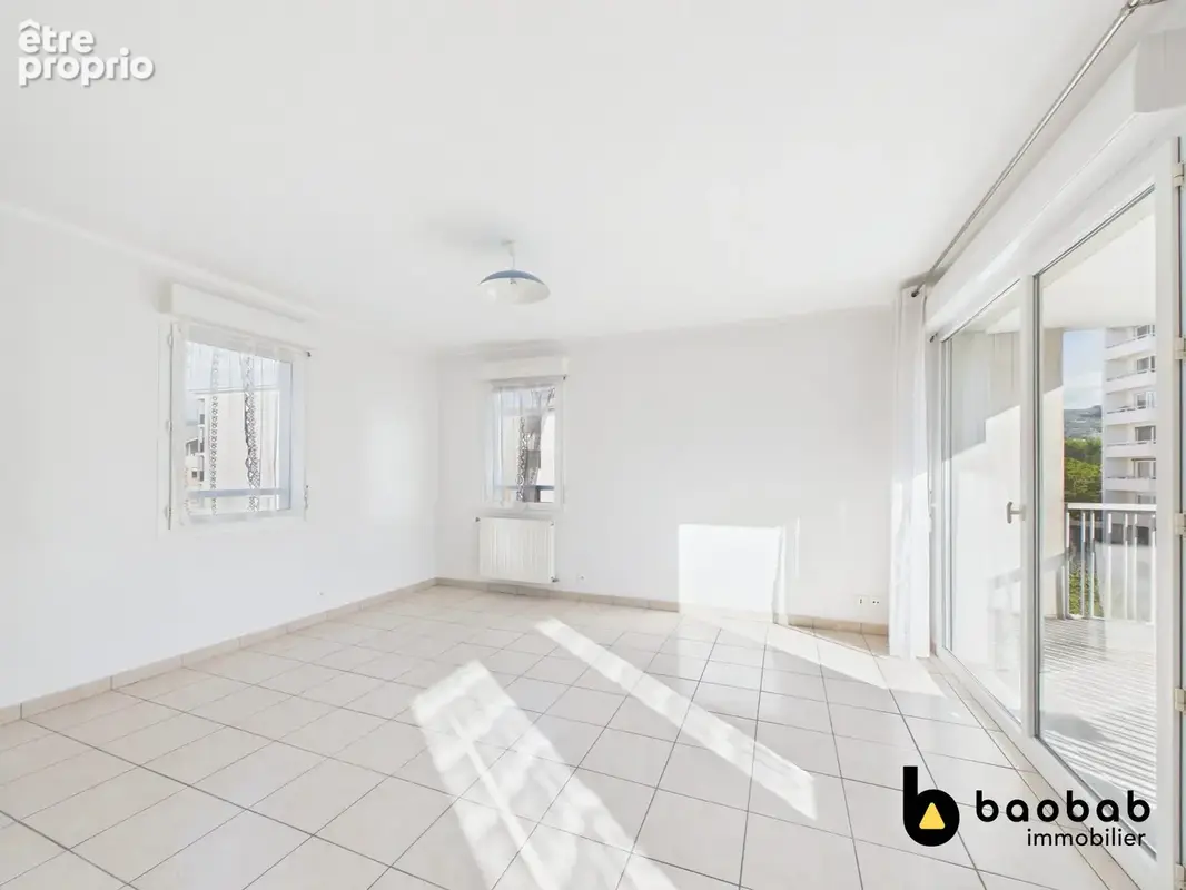 Appartement 3 pièces 67 m² à vendre à Chambery (73000) - photo 2