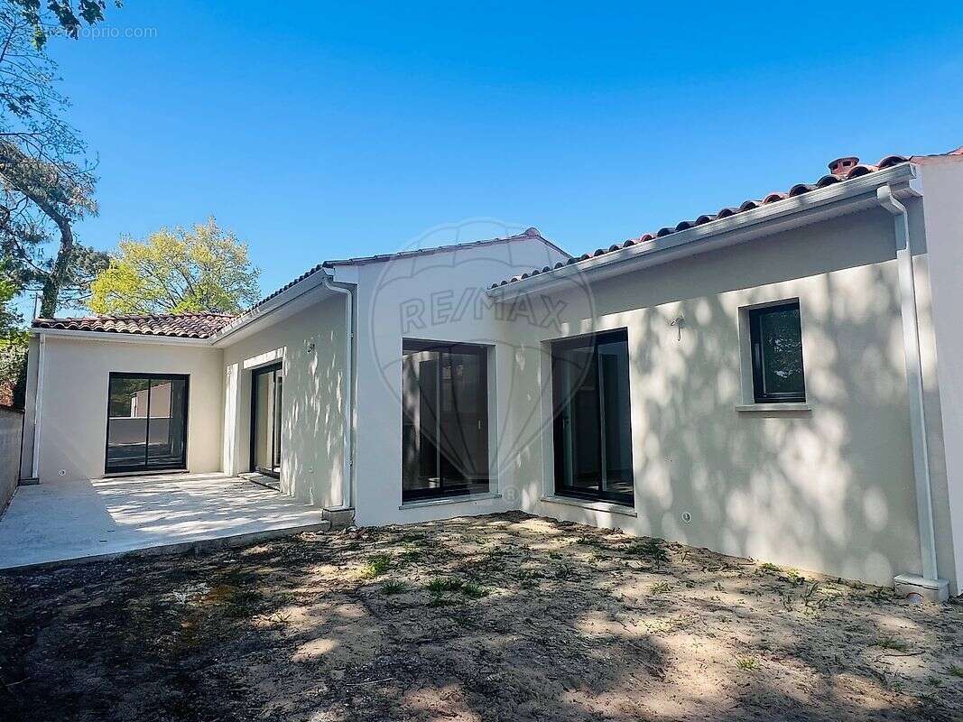 Maison à LA TREMBLADE