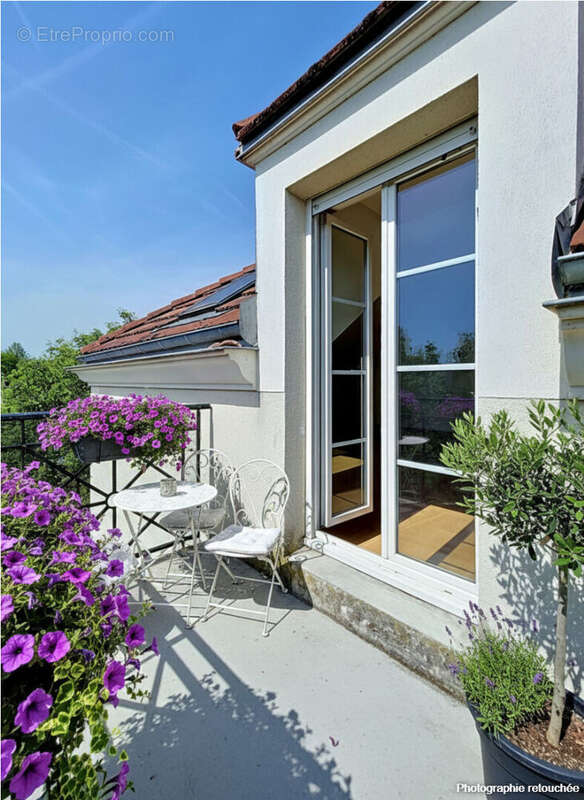 Appartement à VILLENOY