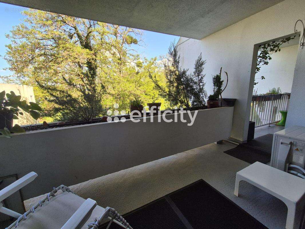 Appartement à LA CHAUSSEE-SAINT-VICTOR