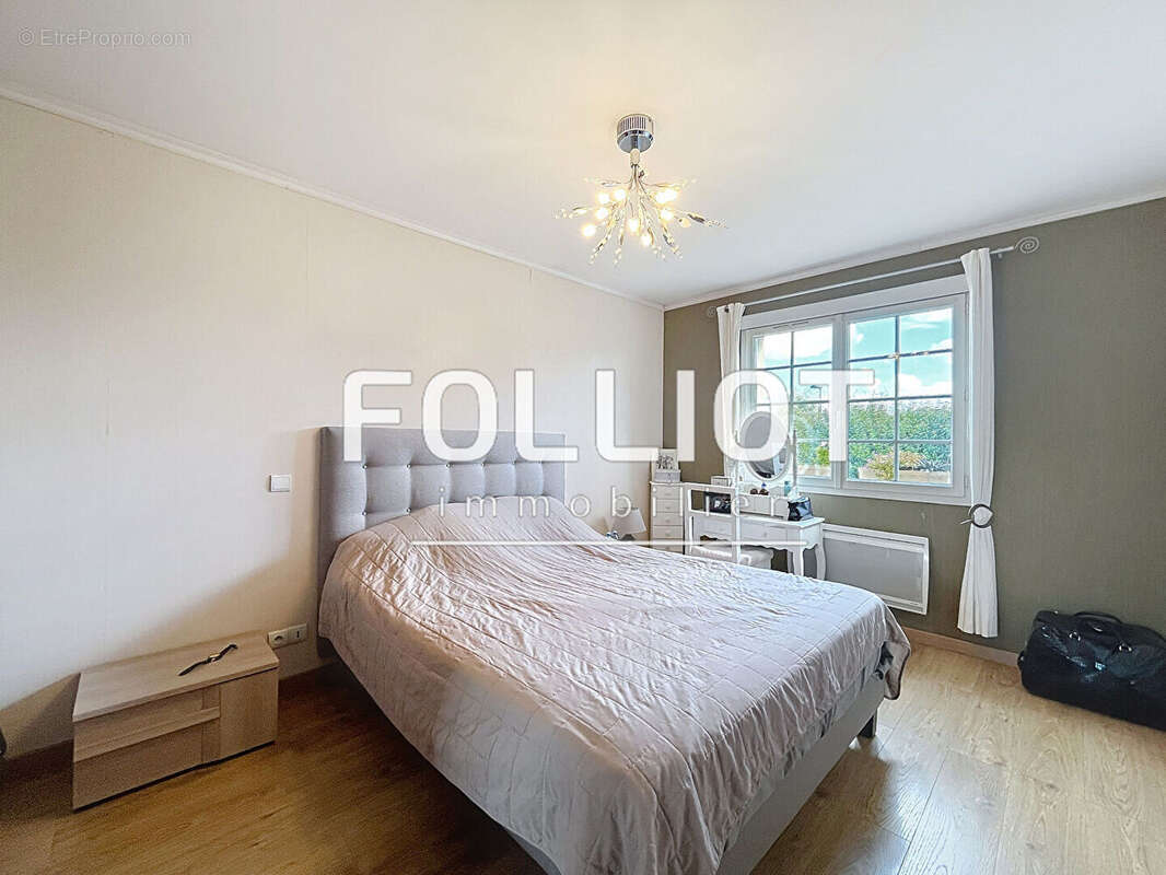 Maison à FRENOUVILLE