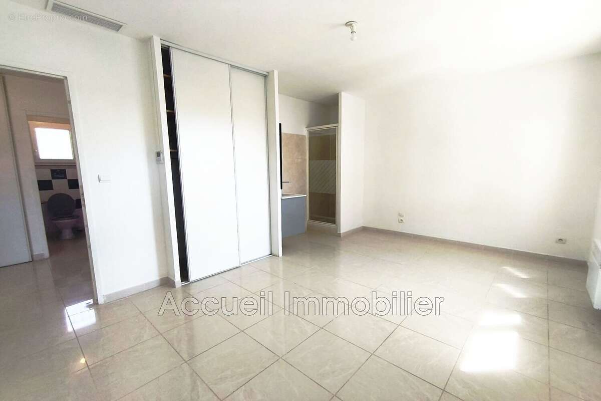 Maison 168 m² à Le Grau-Du-Roi  - photo 6
