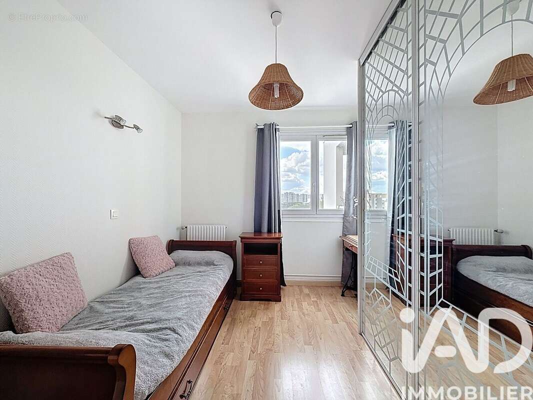 Photo 8 - Appartement à EPINAY-SUR-SEINE