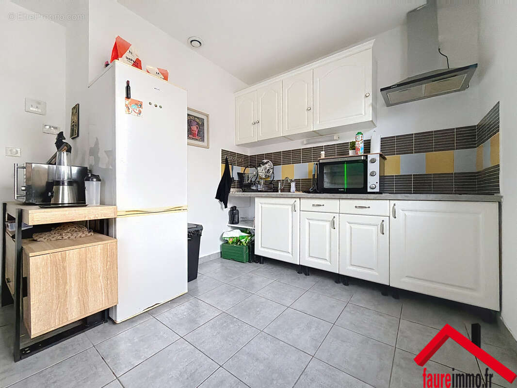 Appartement à OBJAT