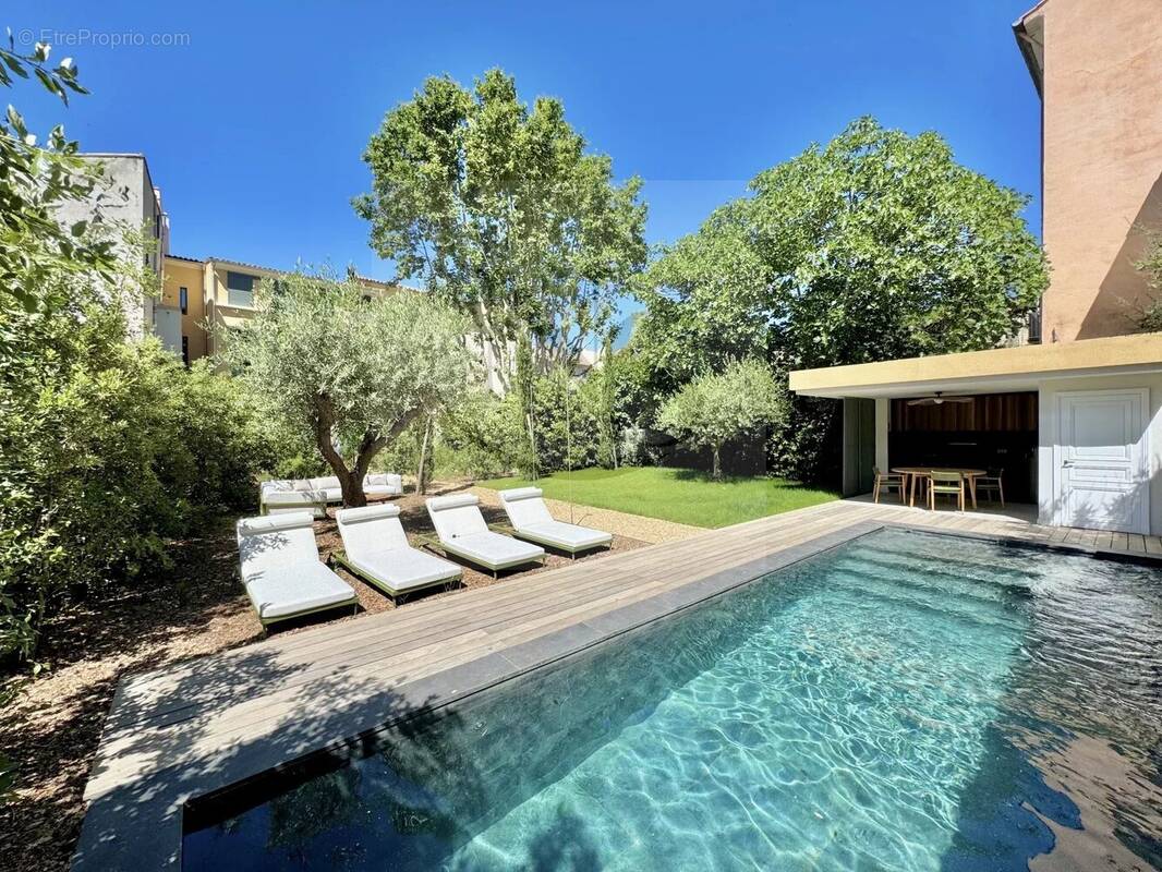 Maison à AIX-EN-PROVENCE