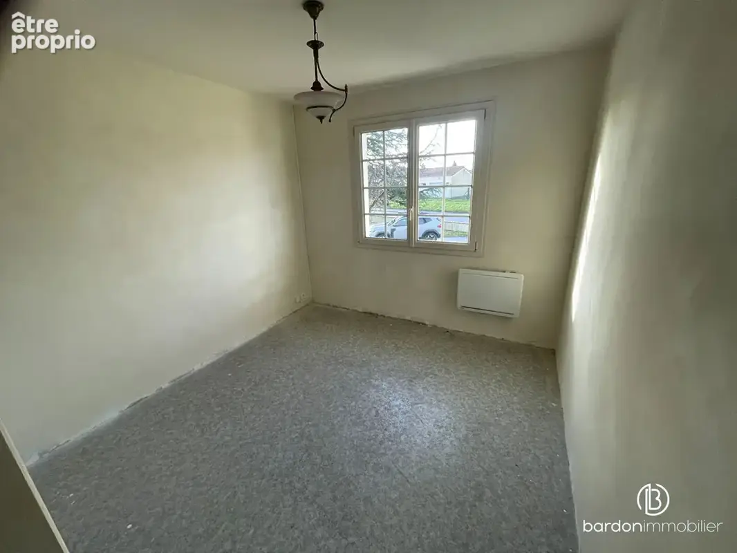 Appartement T4 - 96m² avec jardin privatif + 2 places de stationnement - photo 5