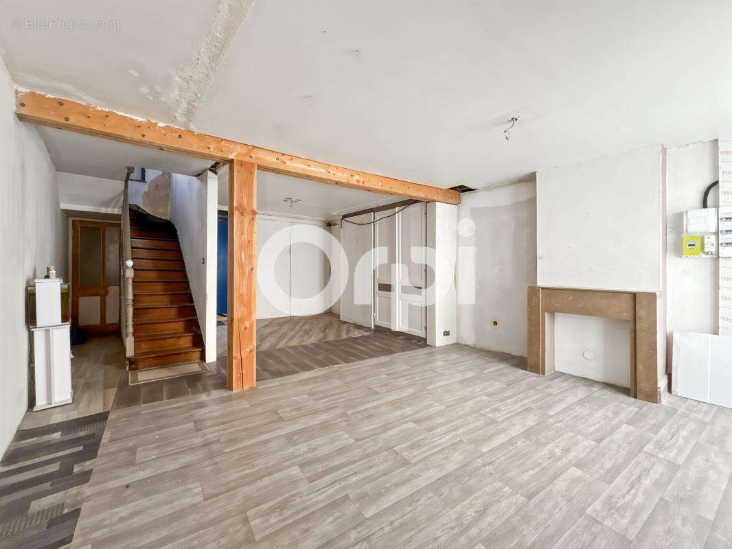 Maison à SAINT-MARTIN-BOULOGNE