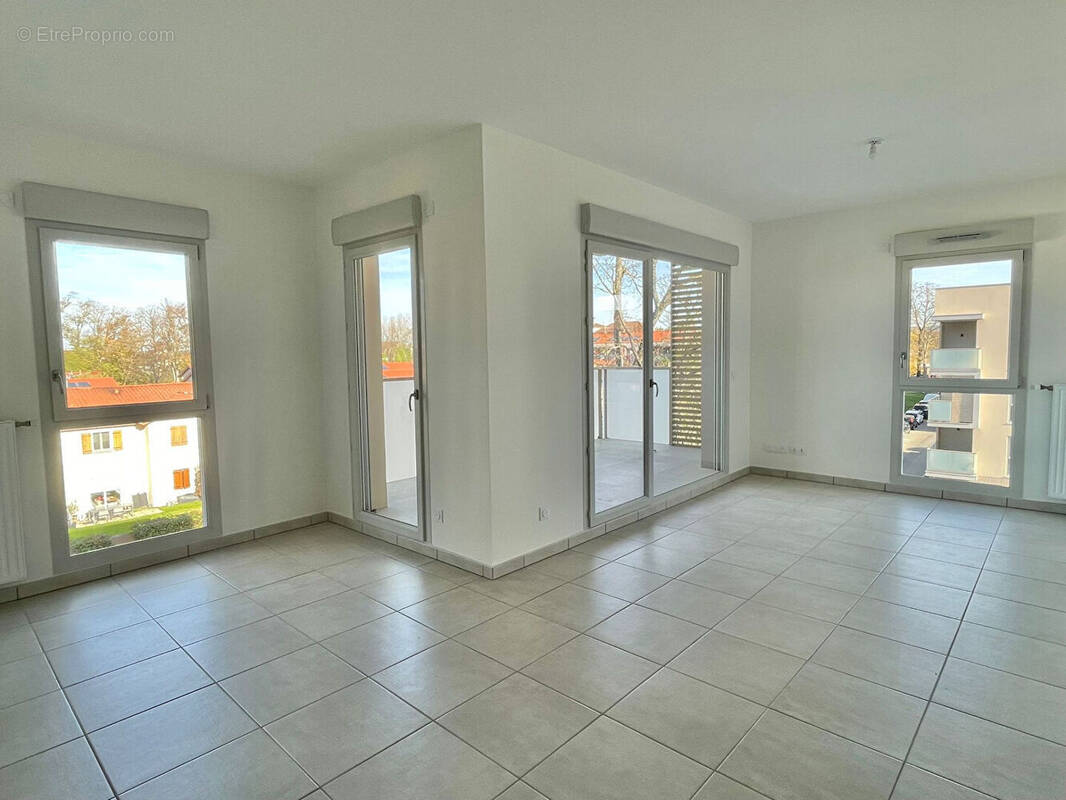 Appartement à LA VERPILLIERE