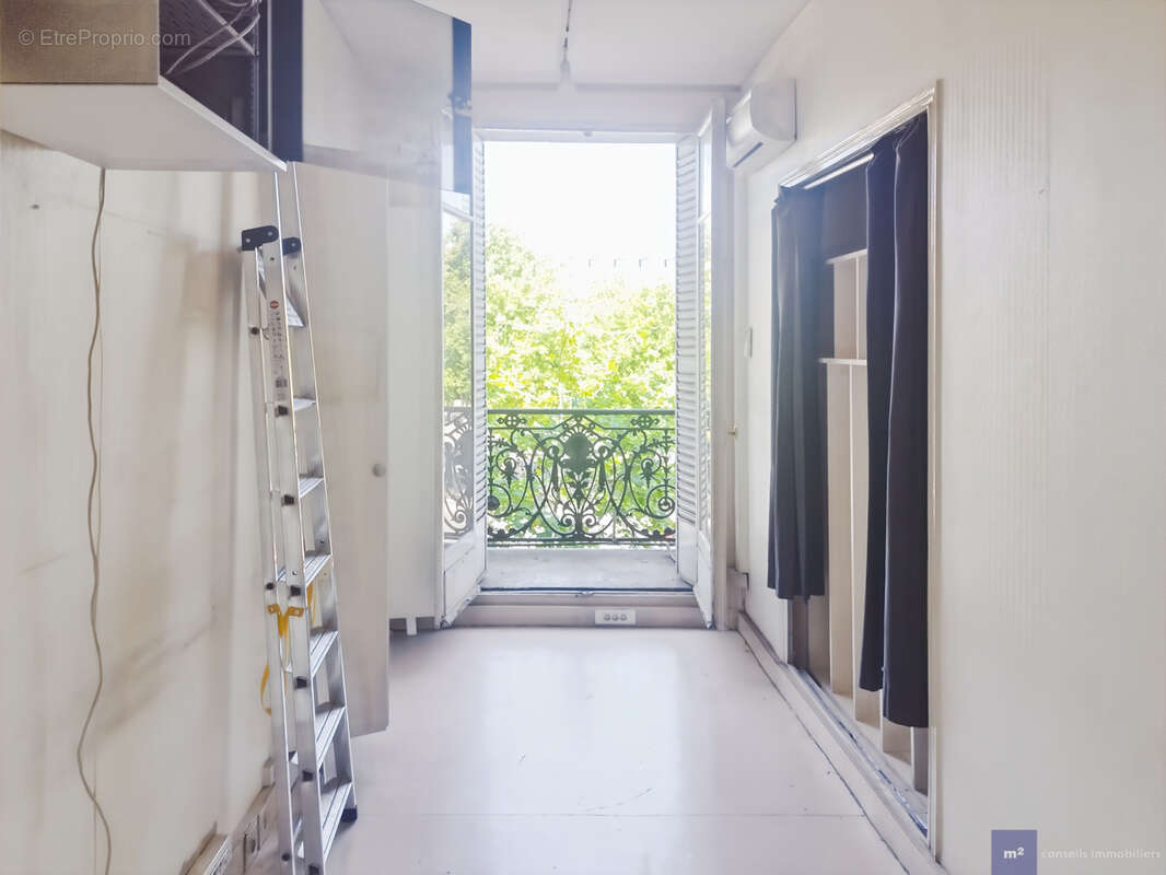 Appartement 176 m² à Paris-3e  - photo 4