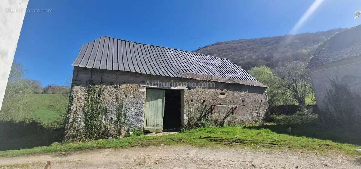 Maison à SAINT-PE-DE-BIGORRE