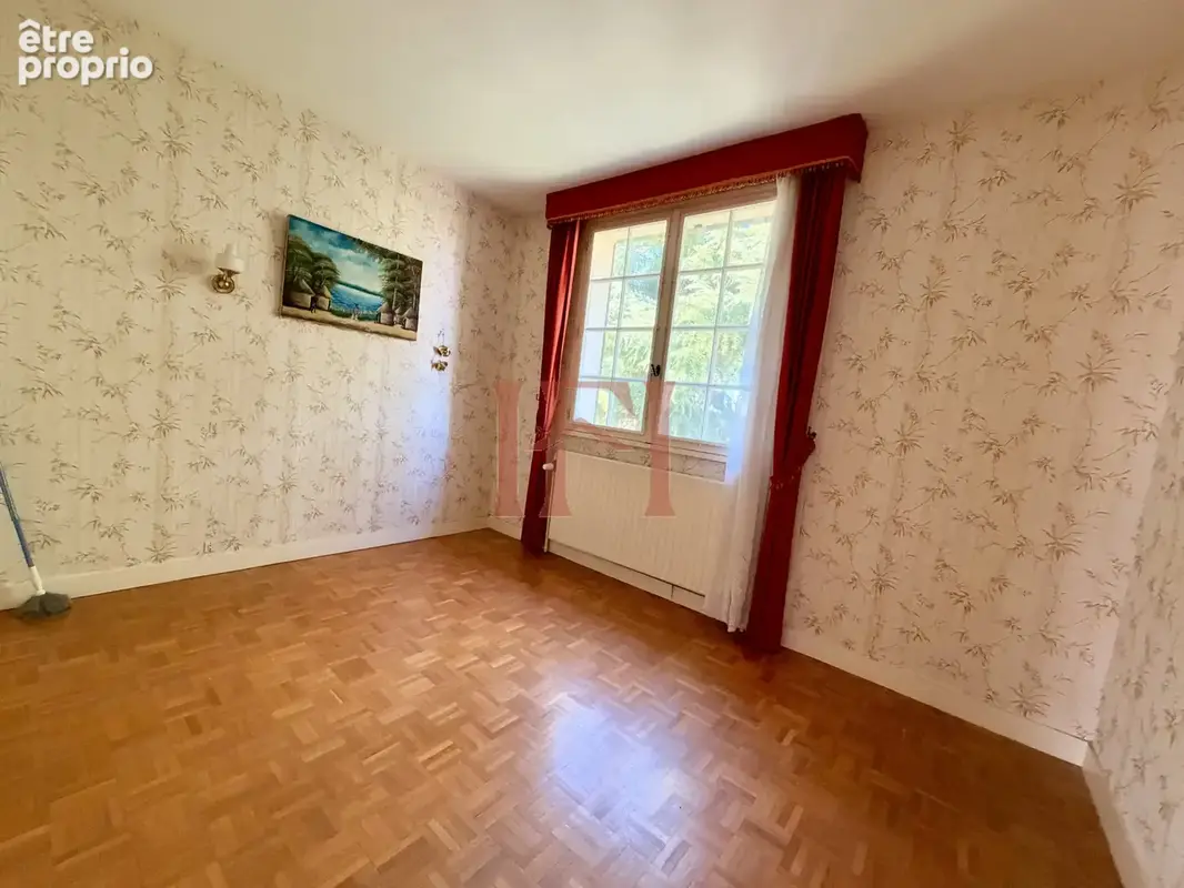 Saint denis lanneray - proche commodités - maison avec vaste jardin arboré - photo 6