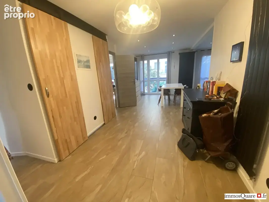 Appartement 3 pièces 75 m² à vendre à Lyon-8e (69008) - photo 3