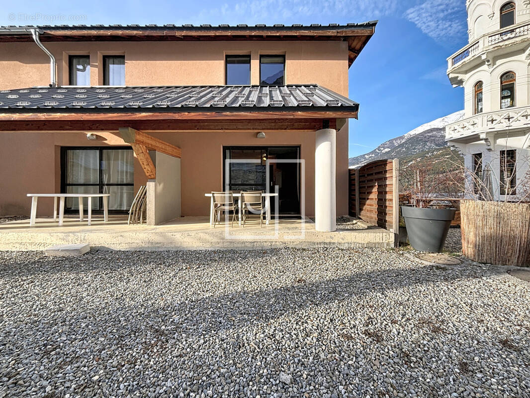 Appartement à JAUSIERS