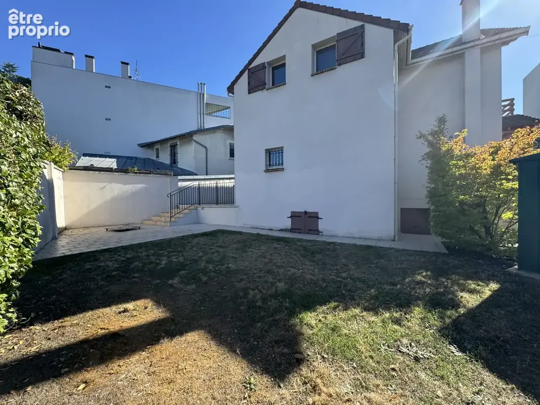 St Maur pavillon 7p 134m2 terrain 271m2 - photo 4