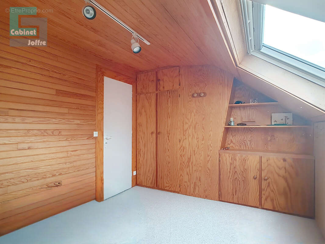 Maison à FONTAINEBLEAU