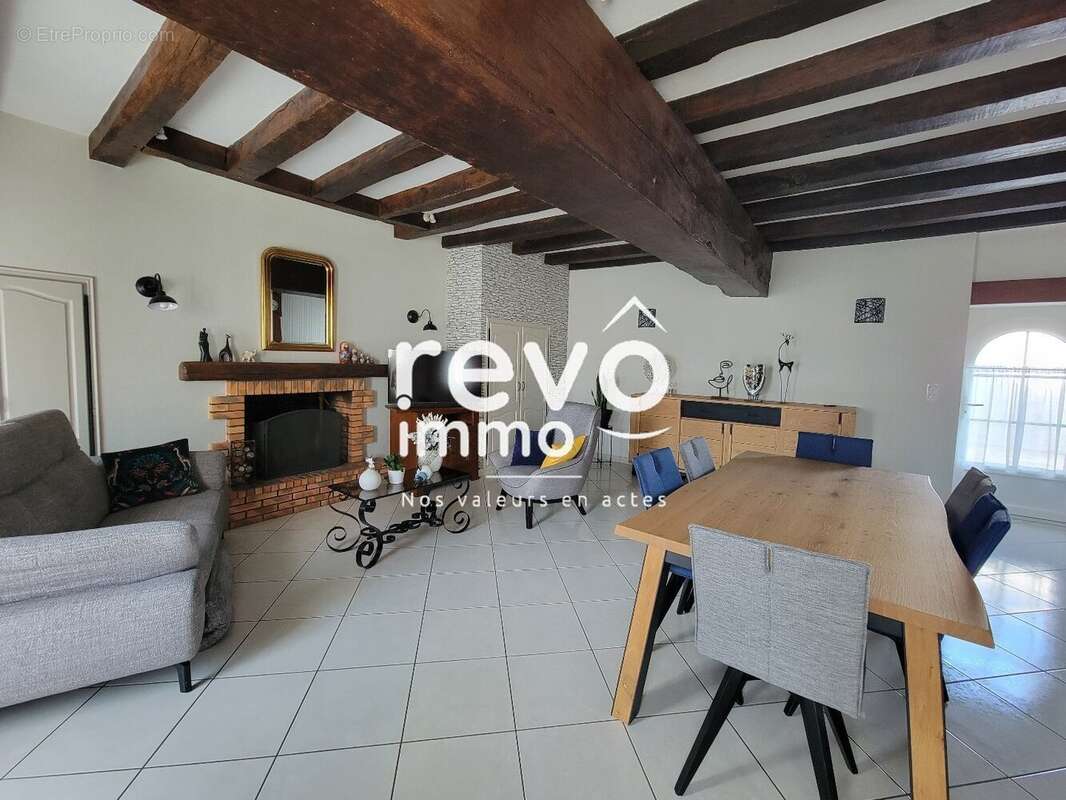 Maison 115 m² à Le Fuilet  - photo 5