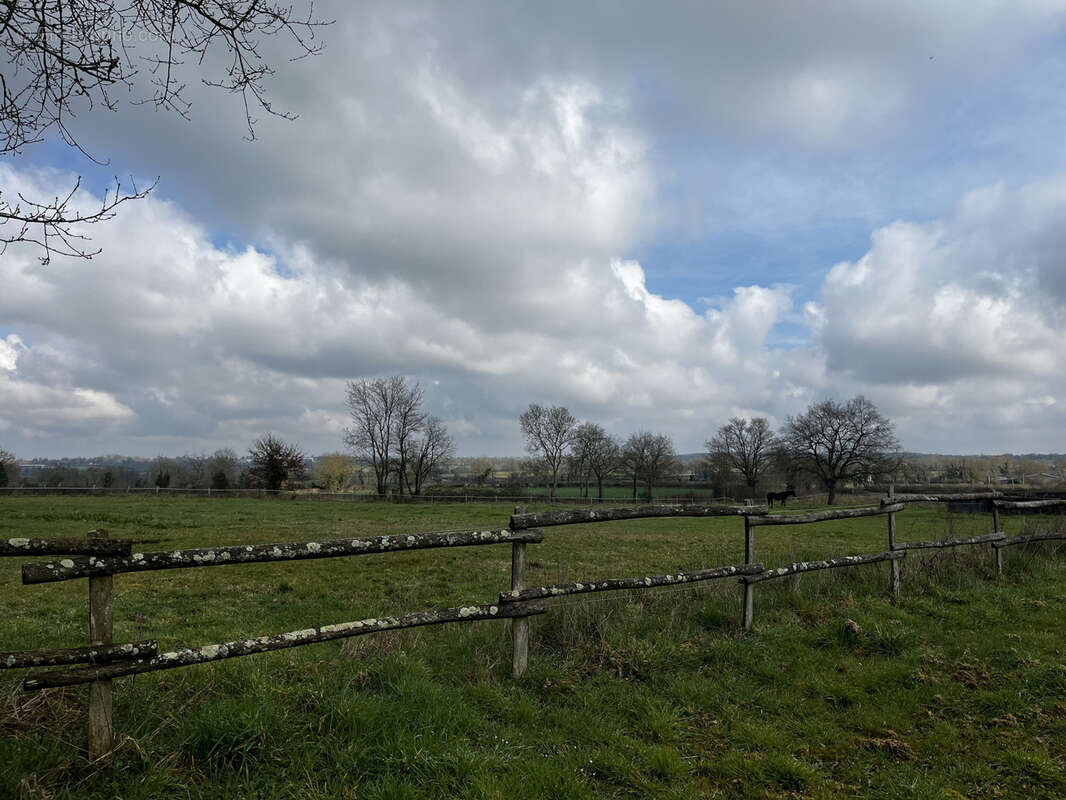Maison à LA CHAPELLE-SAINT-LAURENT