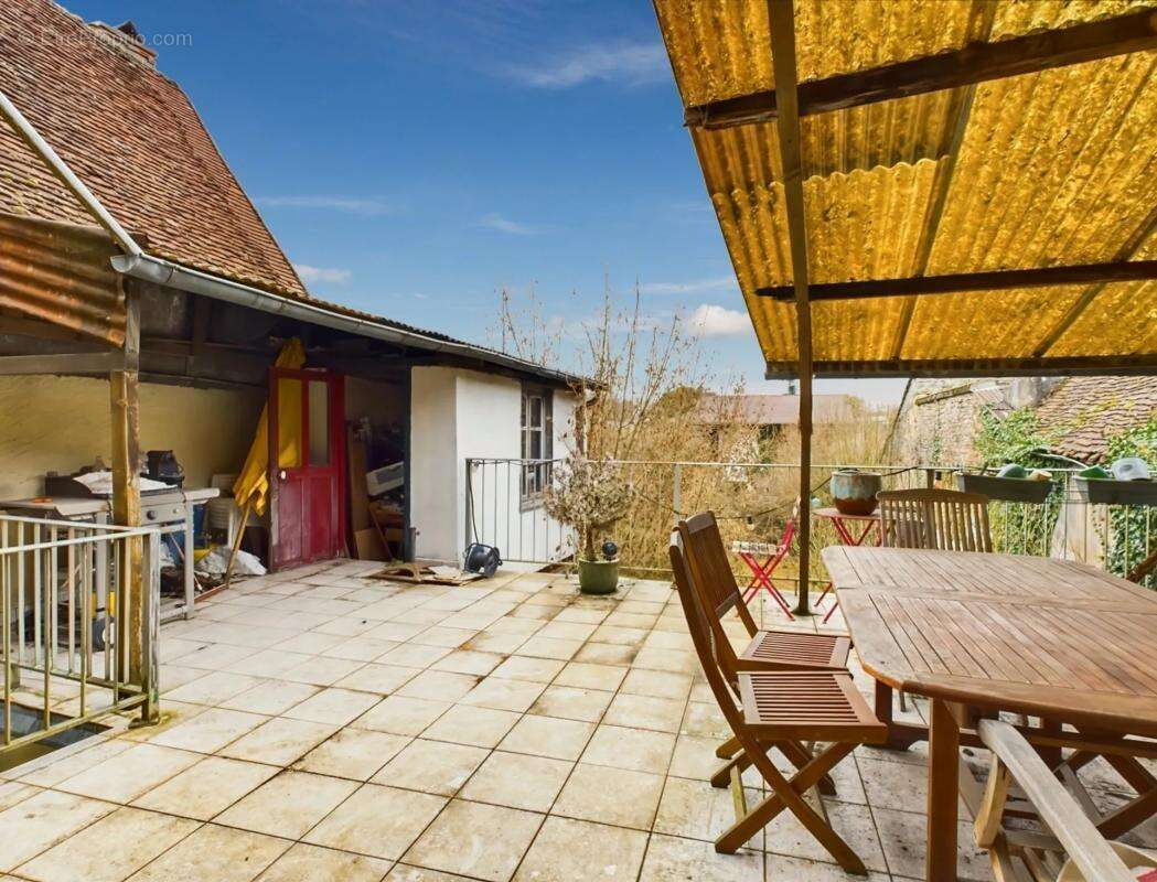 Maison à ARNAY-LE-DUC